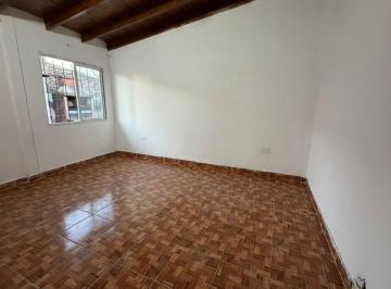 PH · 70m² · 2 Ambientes · Alquiler de Casa Tipo PH Zona Sur
