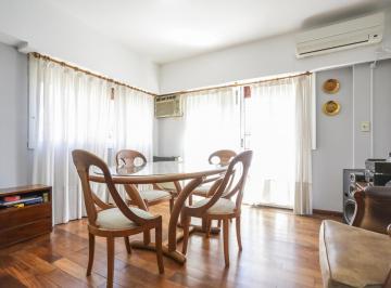 Casa · 266m² · 5 Ambientes · 2 Cocheras · Casa 6 Amb - Patio - Terraza - Cochera P/2 Autos