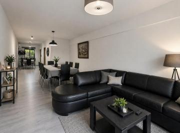 Departamento · 145m² · 5 Ambientes · 2 Cocheras · Venta - Departamento de Cuatro Dorm. con Dos Cocheras en Centro, Rosario