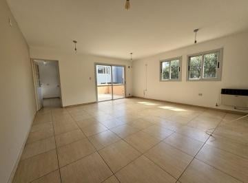 Departamento · 60m² · 4 Ambientes · 1 Cochera · Alquilo Duplex de 2 Dorm. con Cochera Techada en Complejo Cerrado