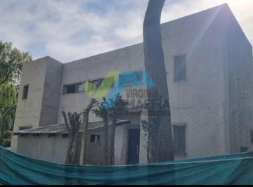 Quinta vacacional · 199m² · 6 Ambientes · Casa Quinta en Venta en Almahue, La Lonja, Pilar