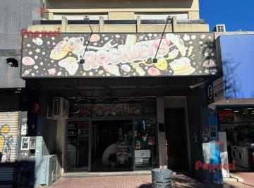 Local comercial · 65m² · Local en Constitución | Excelente Vidriera | Zona Comercial Activa