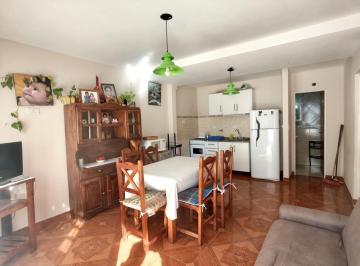 Departamento · 38m² · 3 Ambientes · 1 Cochera · Departamento de 3 Ambientes P. B Interno, Gas Natural!