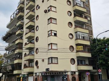 Edificio · Departamento 3 Ambientes Almagro Peron 3400