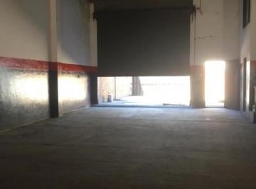 Bodega-Galpón · 162m² · Oportunidad Logística: Galpón con Doble Acceso y Gran Conect