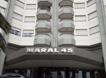 Departamento de 2 ambientes, Mar del Plata · Departamento 2 Ambientes con Cochera, Frente Al Mar, Vista Panoramica.