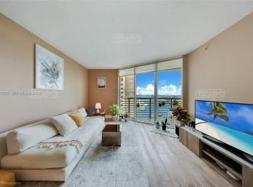 Departamento · 78m² · 2 Ambientes · 1 Cochera · Departamento en Venta en Downtown Miami, Miami, Florida