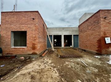 PH · 95m² · 2 Ambientes · 1 Cochera · Dúplex en Venta 2 Dorm. Brisas de Manantiales Oportunidad