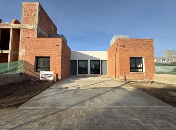 PH · 95m² · 2 Ambientes · 1 Cochera · Brisas de Manantiales Dúplex en Venta 2 Dorm. Oportunidad