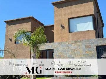 Casa · 190m² · 5 Ambientes · 2 Cocheras · Casa Venta - Santa Rita