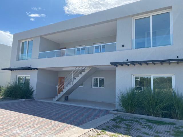 Departamento en alquiler en La Calesa · 3 ambientes