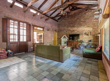 Casa · 241m² · 6 Ambientes · Casa Venta Ingeniero Maschwitz Parque Jardin Barrio Las Chacras