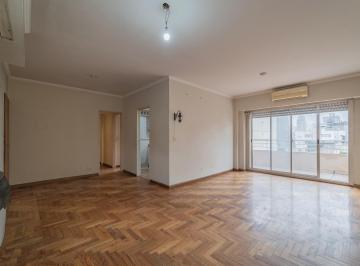 Departamento · 68m² · 3 Ambientes · 1 Cochera · Departamento de 3 Ambientes con Cochera y Baulera. Apto Credito! Venta.