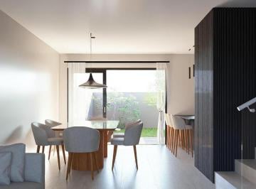 Casa · 130m² · 4 Ambientes · 2 Cocheras · Duplex 3 Dorm. en Prados de Manantiales