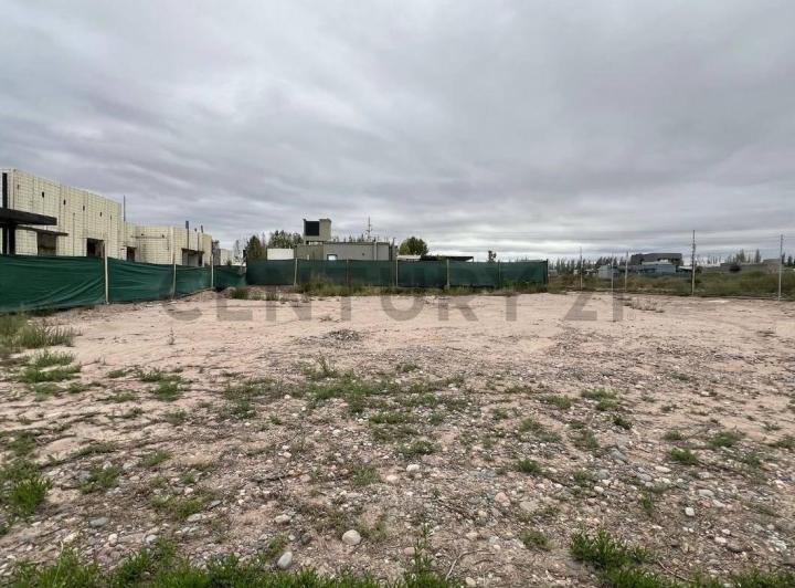 Terreno · 551m²