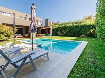 Casa · 286m² · 4 Dormitorios · Venta | Casa con 4 Dorm. | La Alameda, Nordelta