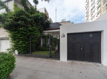 Casa · 145m² · 4 Ambientes · 1 Cochera · Casa en Villa Pueyrredon