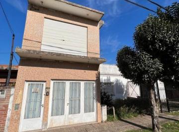 Casa · 80m² · 4 Ambientes · 1 Cochera · Casa en Longchamps, 4 Ambientes, Dueño Directo