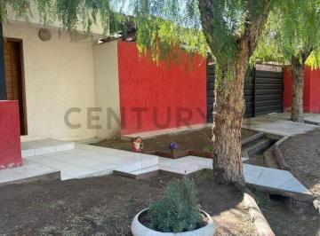 Casa · 160m² · 2 Dormitorios · Hermosa Casa