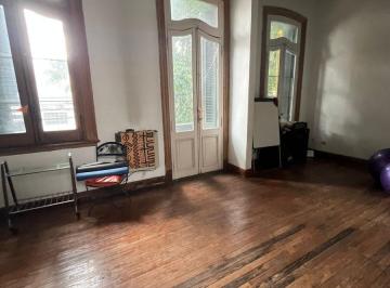 PH · 210m² · 6 Ambientes · PH en Sarmiento Al 2900 - Venta - Balvanera/once