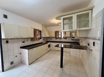 Casa · 380m² · 5 Ambientes · 2 Cocheras · Venta Cerro de Las Rosas 4 Dorm. Mas Local Comercial Independiente