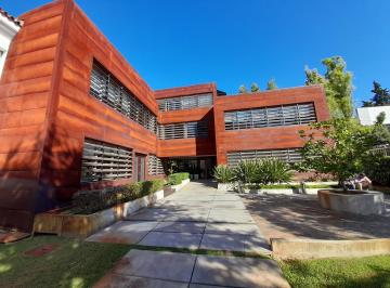 Oficina comercial · 79m² · 4 Ambientes · Oficina en Alquiler en Carrasco