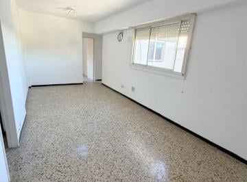 Departamento de 3 ambientes, Lanús · Gobernador Irigoyen 400 - Lanús Oeste - Dpto 3 Ambientes!