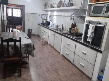 Casa · 200m² · 5 Ambientes · ¡Oportunidad Única! Casa 3 Dorm + Galpón 100 m² - Jardín del Pilar