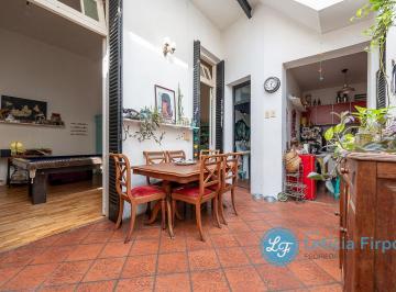 PH · 110m² · 3 Ambientes · PH con Dos Terrazas en Villa Crespo