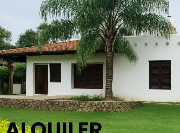 Casa · 597m² · 8 Ambientes · 2 Cocheras · Se Alquila Casa en Villa Belgrano