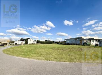 Terreno · 791m² · Lote en Venta en Greenville Polo Resort