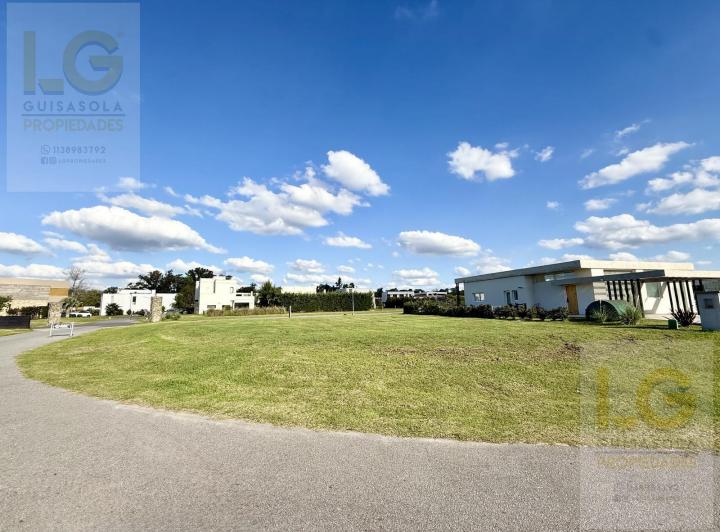 Terreno · 791m²