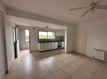 Departamento · 52m² · 2 Ambientes · Departamento 2 Ambientes con Cochera Bernal en Venta
