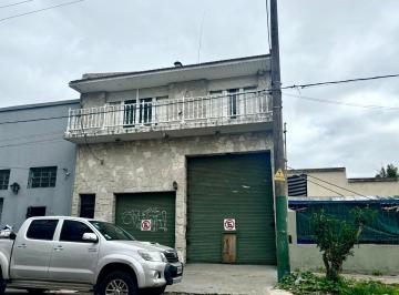 PH · 140m² · 3 Ambientes · 1 Cochera · PH en Bernardino Rivadavia