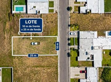 Terreno · 250m² · Terreno en Venta en Valle Cercano, El Equipo, Apto Dúplex, Escritura