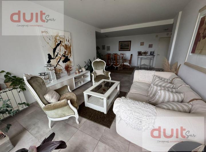 Departamento · 128m² · 5 Ambientes · 1 Cochera