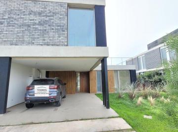 Casa de 4 ambientes, Tigre · Casa en Venta a Estrenar en Laguna Grande