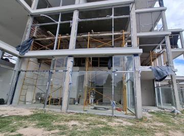 Local comercial · 111m² · 2 Ambientes · Local Alquiler Comercial