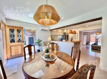 Casa · 180m² · 5 Ambientes · 2 Cocheras · Casa en Canning, 5 Ambientes con Pileta y Sin Expensas