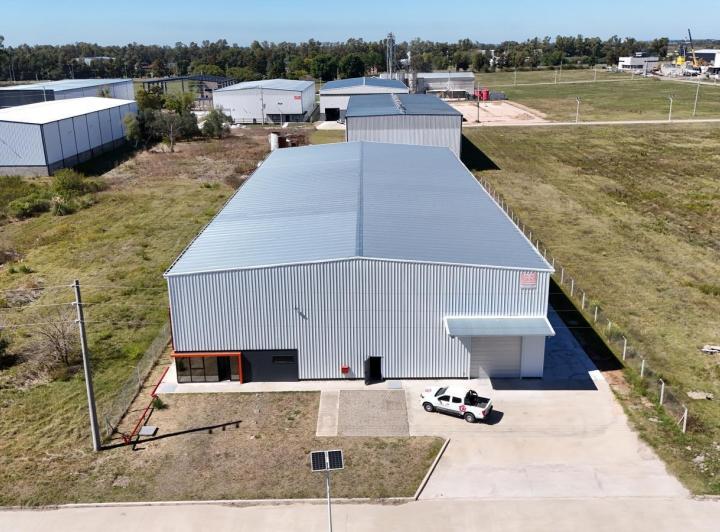 Depósito · 2000m²