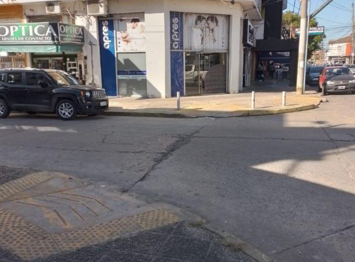 Local comercial · 200m² · 8 Ambientes