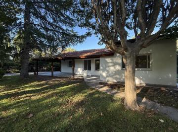 Casa · 113m² · 3 Ambientes · 1 Cochera · Casa en Venta en Mapuche Country Club, Pilar.