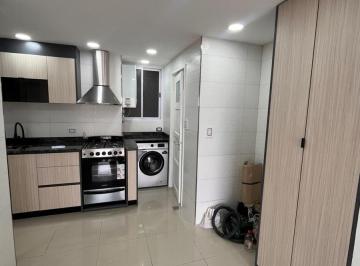 Departamento · 60m² · 3 Ambientes · 1 Cochera · Depto. de 3 Amb. a La Calle con Vista Al Mar y Cochera, Centro de Mar del Plata.