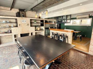 PH de 3 ambientes, Recoleta · PH en Alquiler – 270 m² – 2 Dorm. – Terraza con Piscina y Parrilla