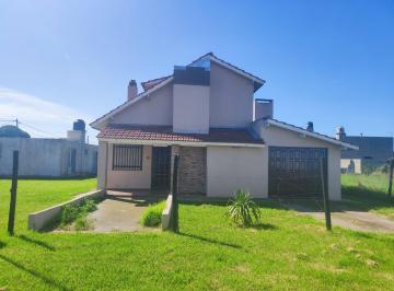 Casa de 3 ambientes, Atlántida · Chalet en Barrio Atlantida Santa Clara del Mar