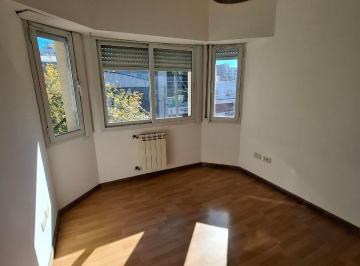 Departamento de 2 ambientes, Morón · Dos Amb. de 55 m² C/ 1 Dormitorio, Cochera y Balcón