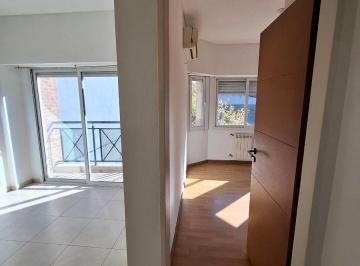 Departamento de 2 ambientes, Morón · 2 Amb. C/balcon Al Frente C/cochera