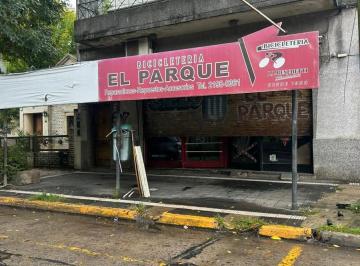 Local comercial · 38m² · 1 Ambiente · Local Frente Al Parque Dominico en Alquiler - Villa Dominico