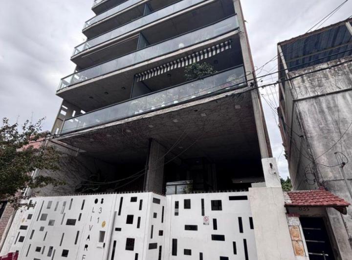 Departamento · 93m² · 6 Ambientes · 1 Cochera