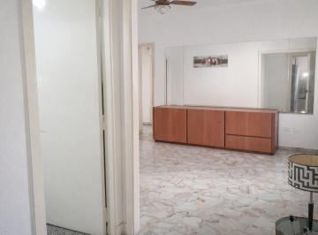 PH · 155m² · 3 Ambientes · Venta PH 3 Ambientes en Flores – 155 m² – Terraza con Quincho – Sin Expensas – Apto Crédito